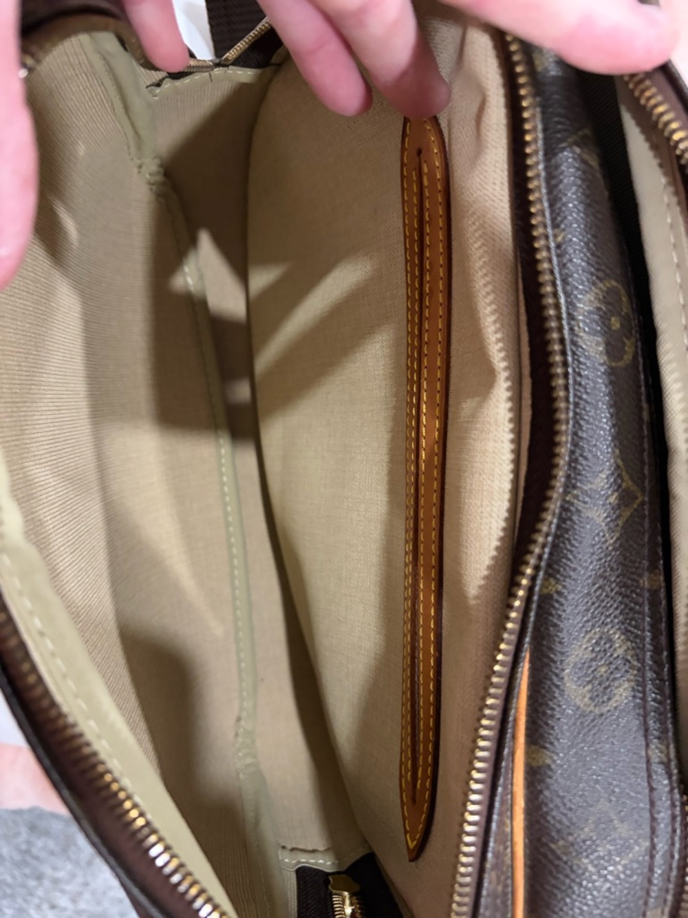 Louis Vuitton Reporter GM Monogram Crossbody Bag Authentic Vintage - Picture 6 of 13